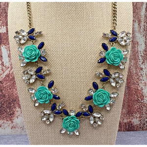Bizou Crystal Cowgirl Floral Turquoise Blue Rose Rhinestone Flower Necklace